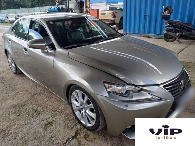 LEXUS IS 2014