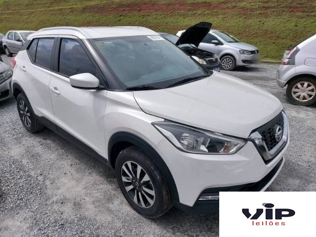 NISSAN KICKS 2019