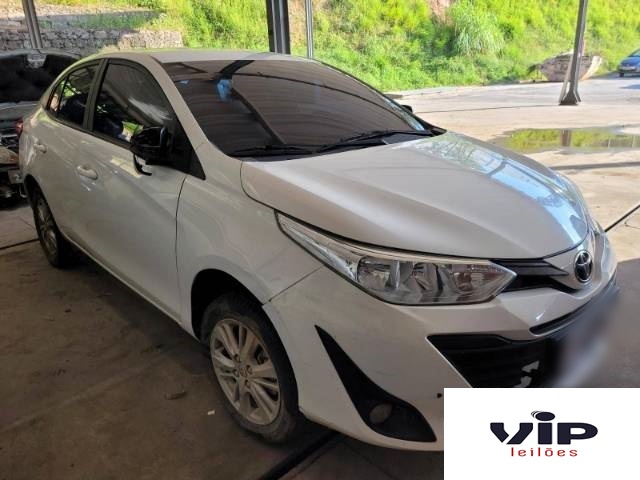 TOYOTA YARIS SEDA 2019